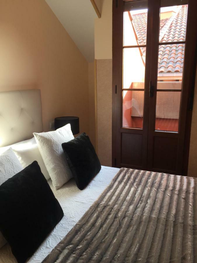 Apartamento Conde Luna León Zewnętrze zdjęcie